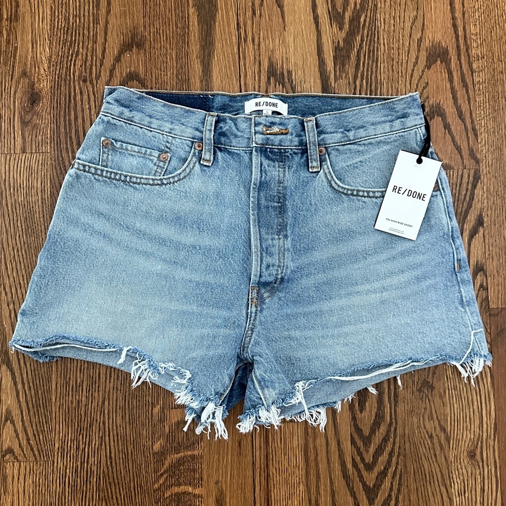 Re/done high rise 70s denim shorts. NWT. Size 28